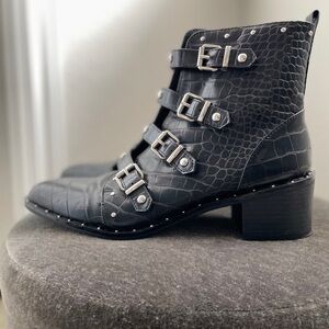 Black Croc-Embossed Ankle Boots with Buckles - US 8.5